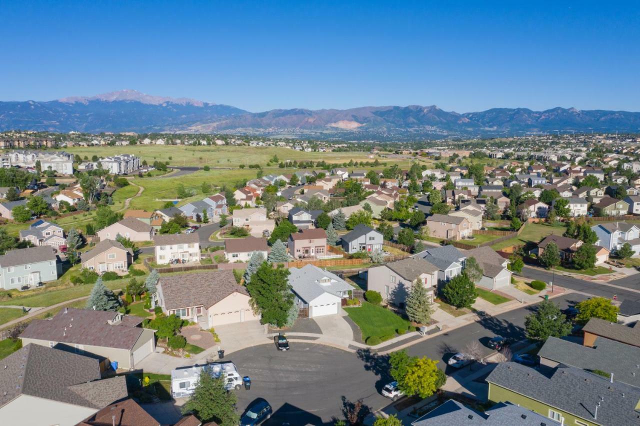 Cozy 4Br House With Peak Views In Colorado Springs Villa Exterior foto